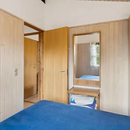 Sarita - 200m From The Sea By Interhome * Yderby